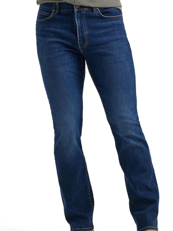 Men’s Classic Straight Fit Denim Jeans